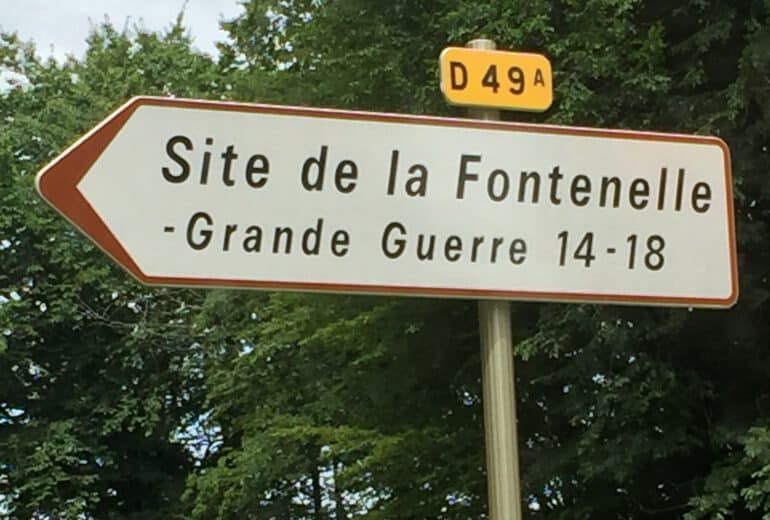 Panneau direction La Fontenelle